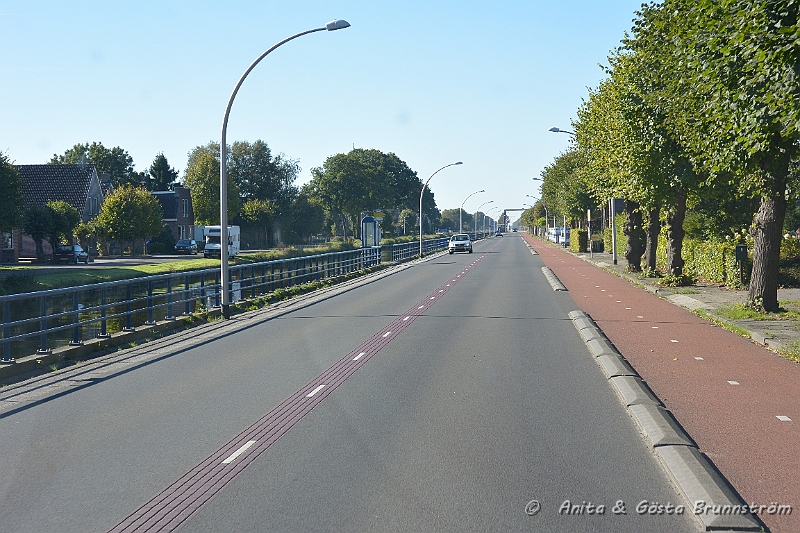 DSC_1752.JPG - Mycket rack väg i Holland.